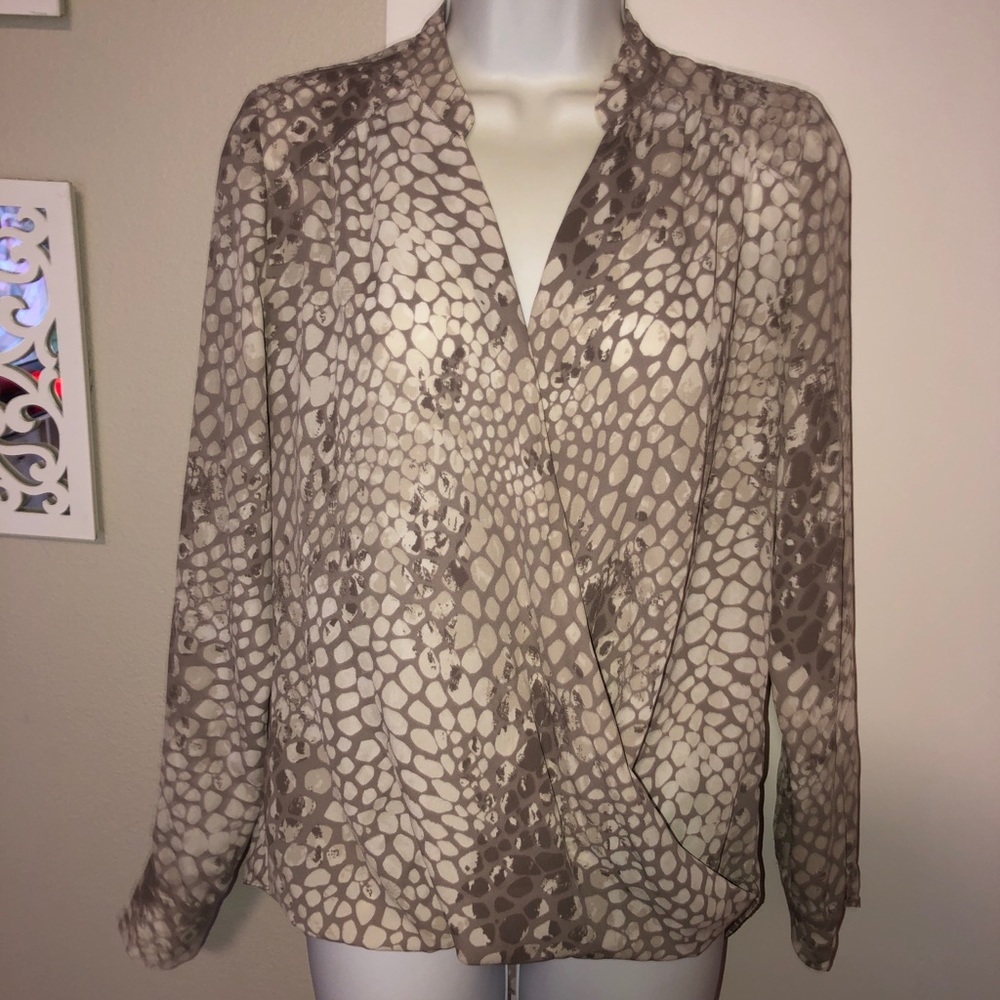 Gorgeous INC blouse